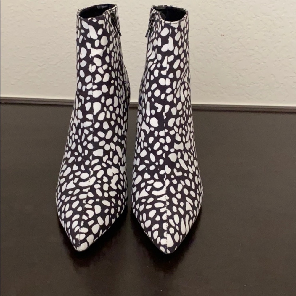 QUPID NWOT booties Size: 8